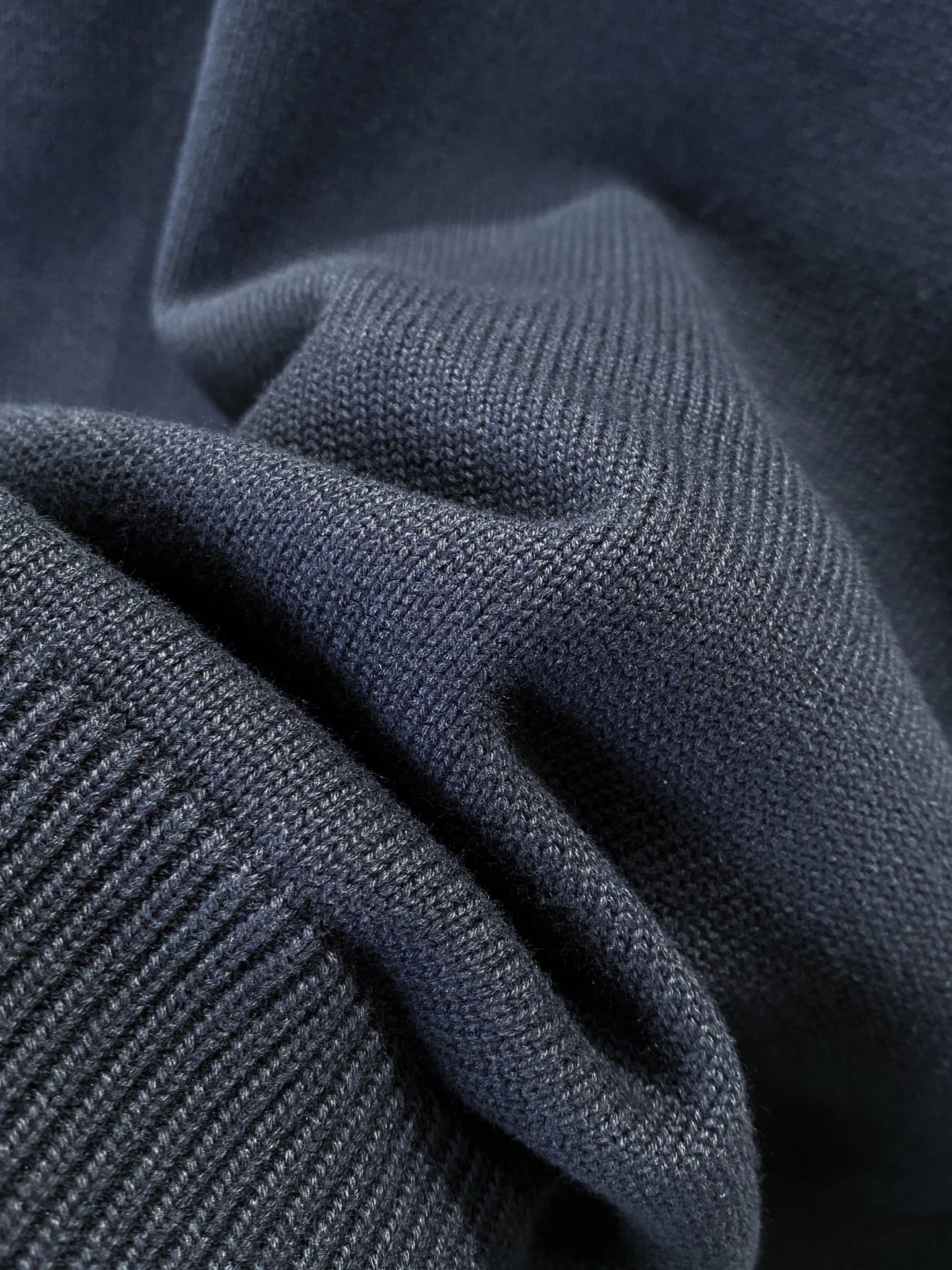 wg.luxury- 8V embroidery Cotton cashmere item:E-F020I2005